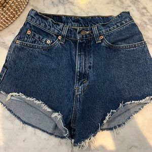 LEVI SHORTS